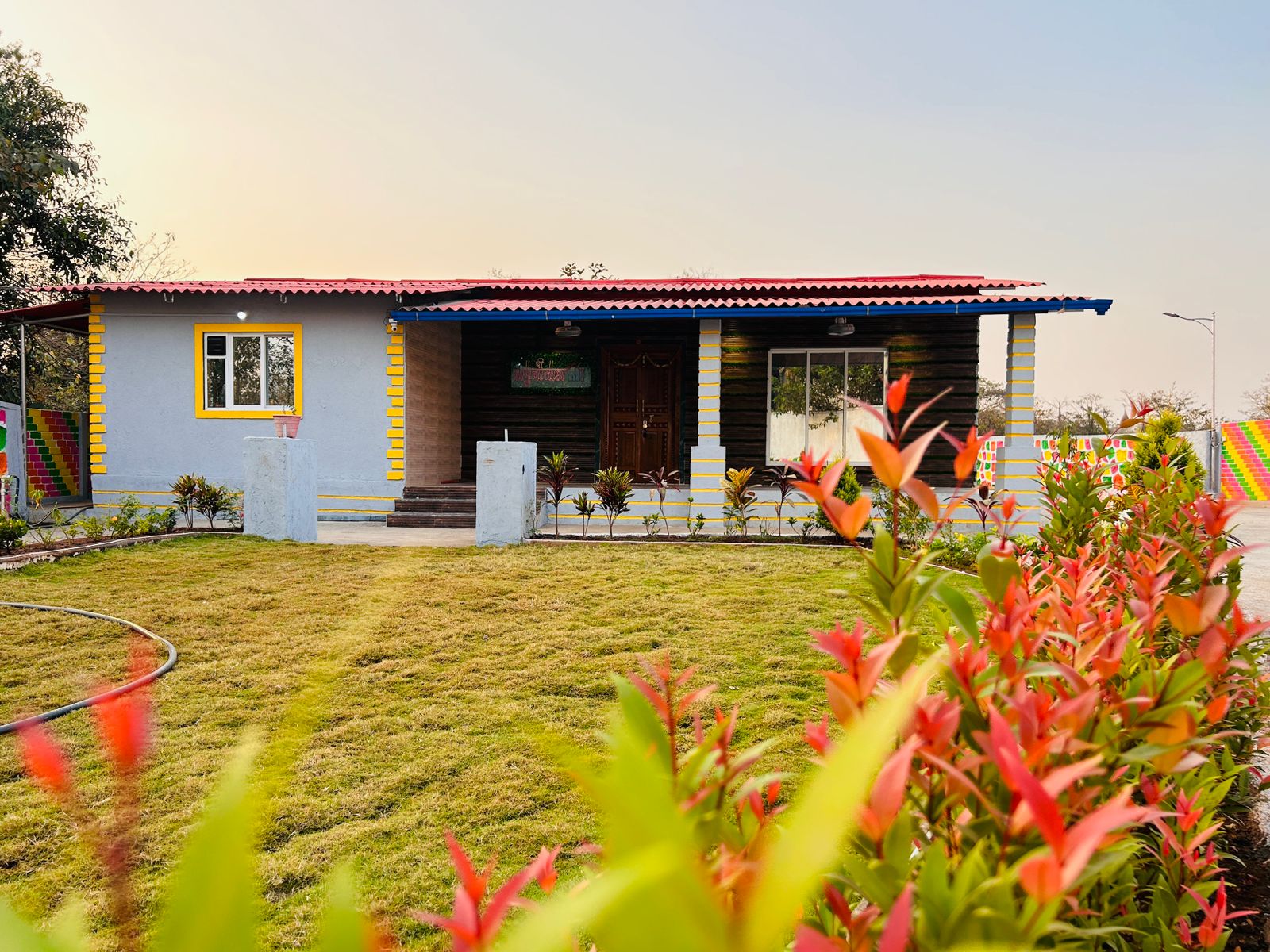 Farmhouse in Navi Mumbai