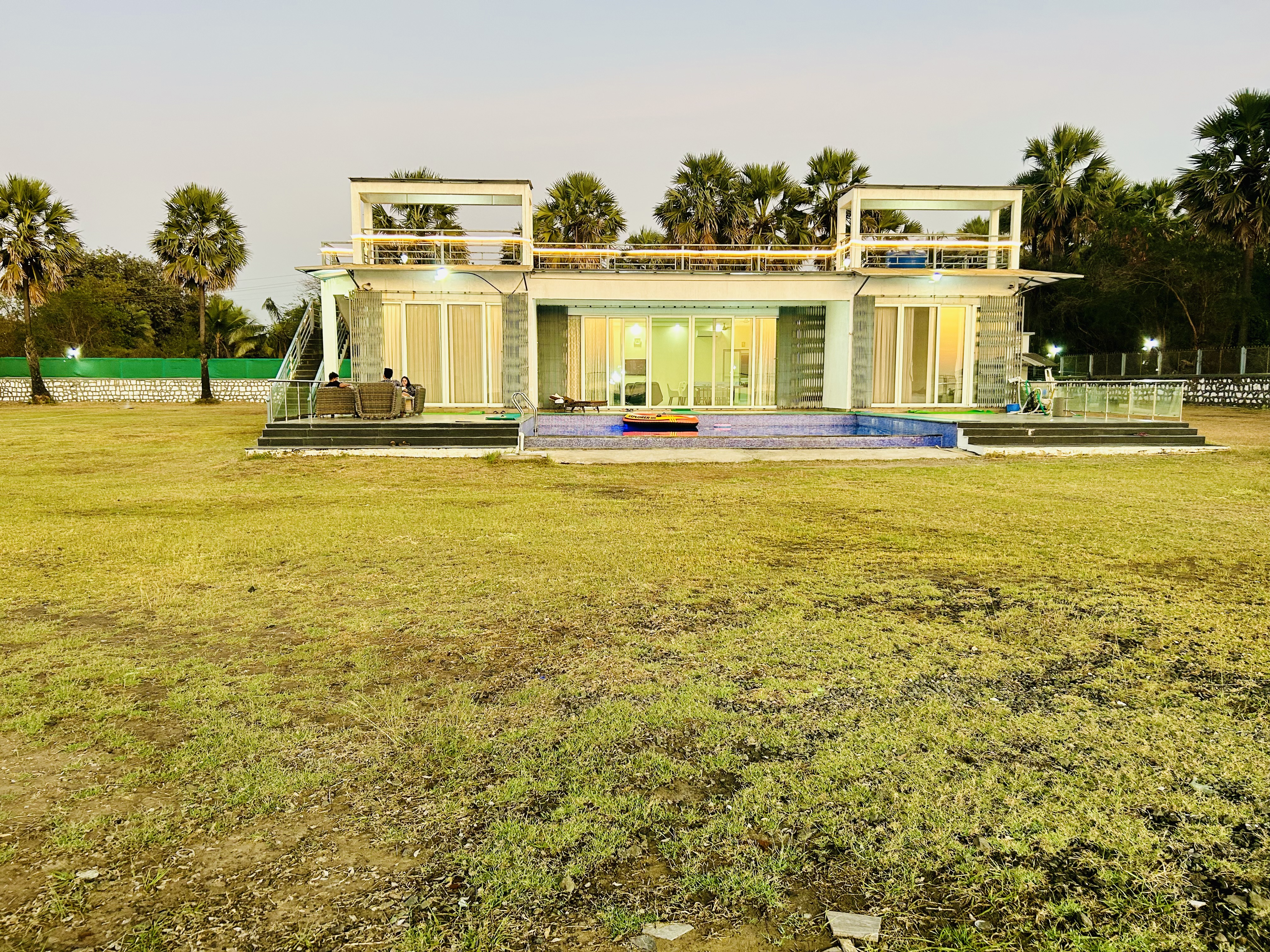 Villa in Dahanu