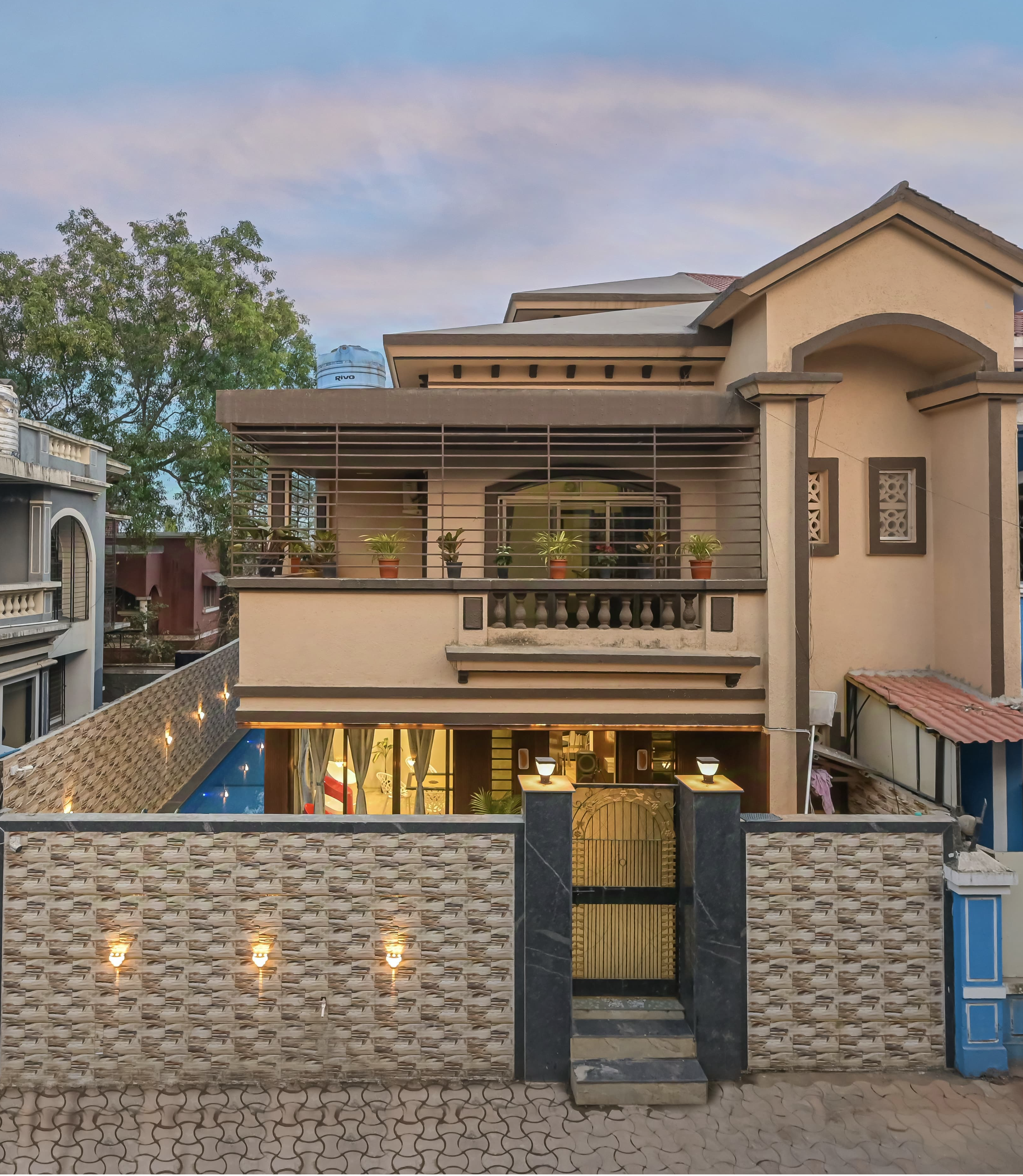 Zigzag villa
