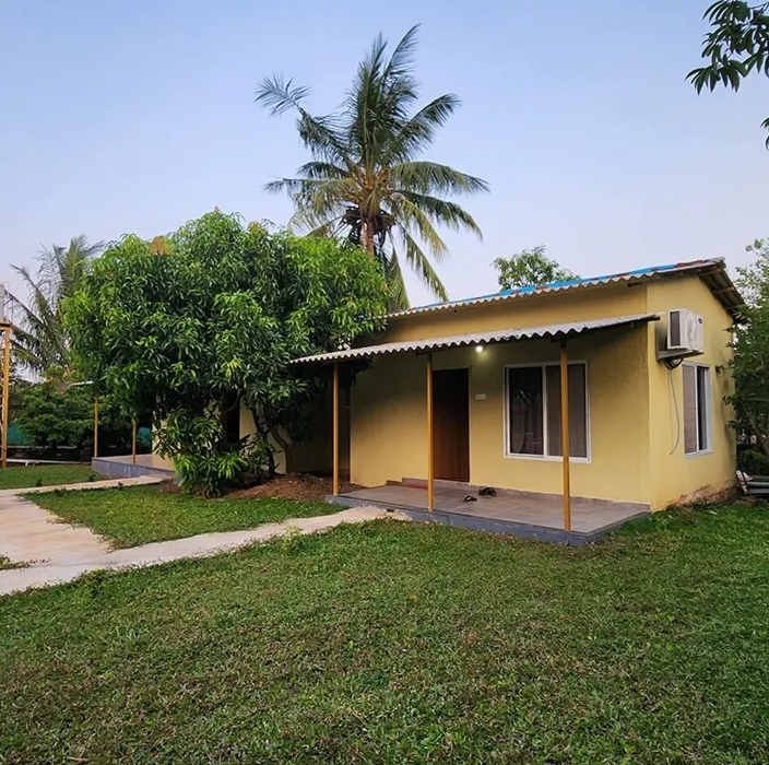 Polos paradise farmhouse