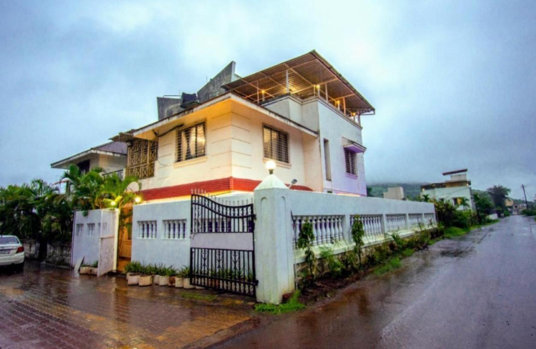 Villa At Lonavala